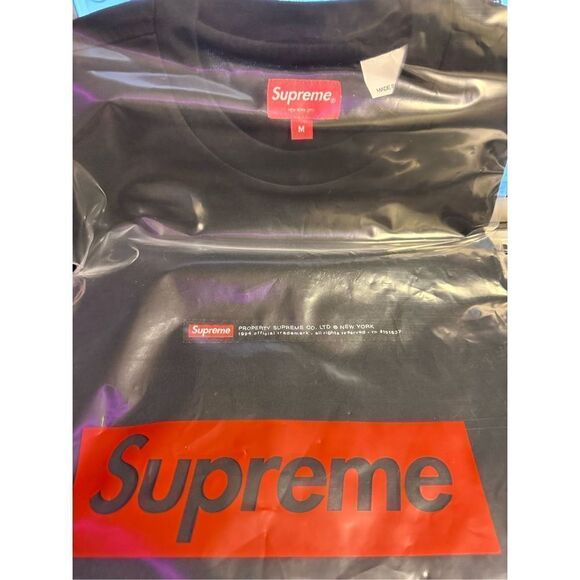Supreme Property Label S/S Top “Black” - Picture 2 of 3